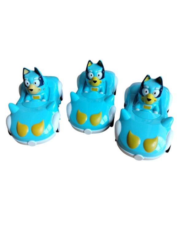El trío más travieso de Bluey ahora en carros de impulso! 🐕💙💗🤎 - Image 4