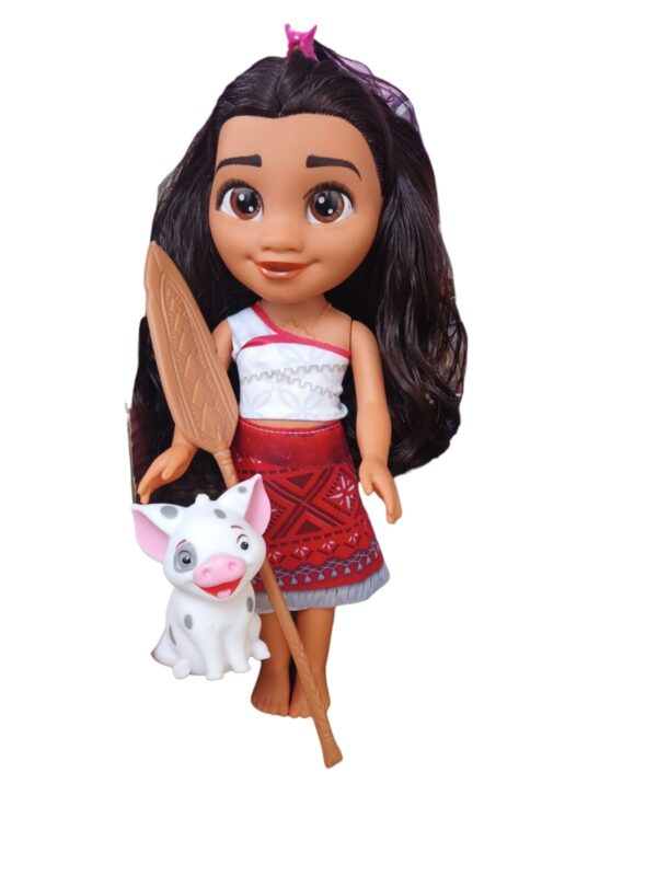 🌊 Muñeca Aventurera Sonora con Bastón Tribal y Cerdito Chillón 🐷✨ - Image 6