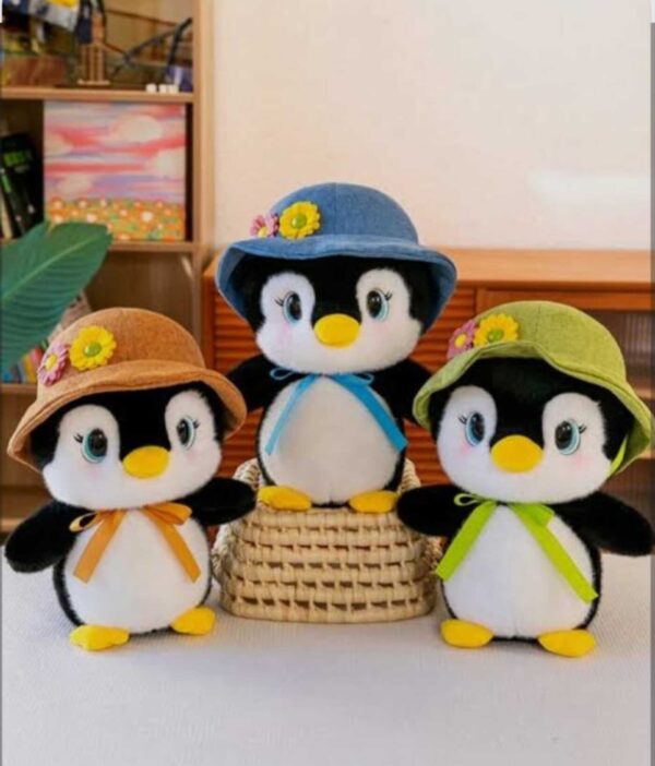 🐧🎀🎩 Peluches de pingüinito adorables 🧸✨ con sombrerito, estilo y muuucha ternura 💛🌼💫