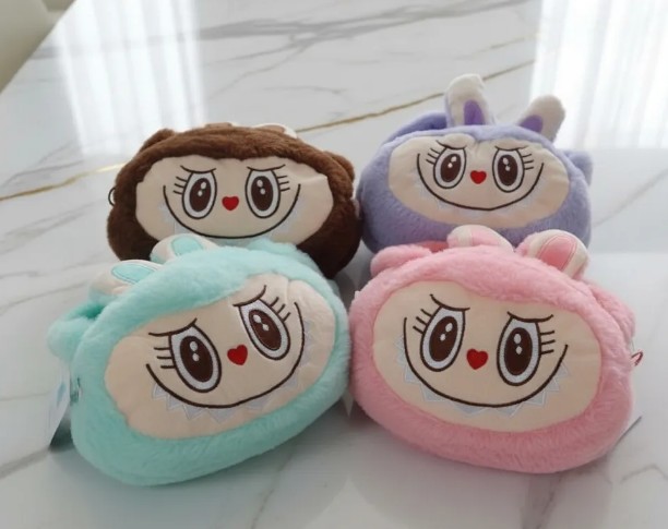Bolso Cartera De Peluche En Diferentes Colores - Image 2