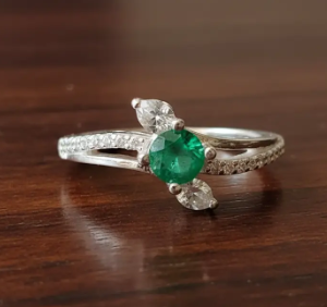 💍🌸 Anillo Flor de Esmeralda Cajuluxe Plata 925 Con Esmeralda✨💚