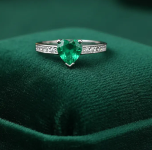 💍💚 Anillo Con Esmeralda Corazón Plata 925 Italiana Cajuluxe – Corazón Esmeralda✨