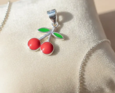 🍒✨ Dije Brillo Cherry Plata 925 Cajuluxe ✨