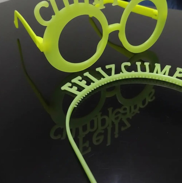 👑🕶️ Gafas y Corona Feliz Cumpleaños En Neón Verde🎉✨ - Image 4